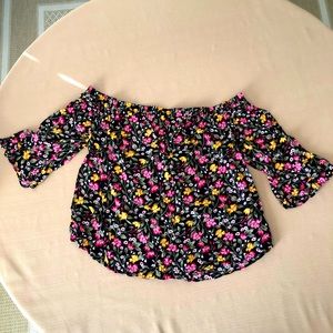 Old Navy Off Shoulder 3/4 Length Sleeve Shirt L